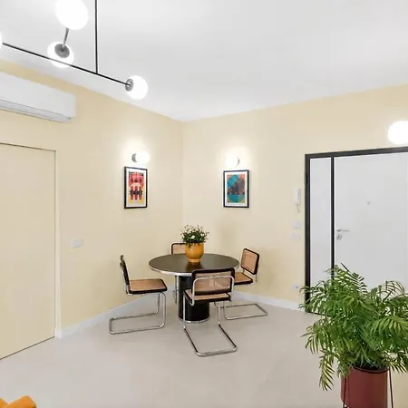 Elegant 2br A Few Steps From Centre Sorrento